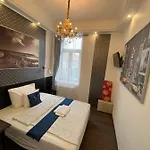 Couette-café Centerpoint Panzio Digital Pansion Heritage Collection Budapest