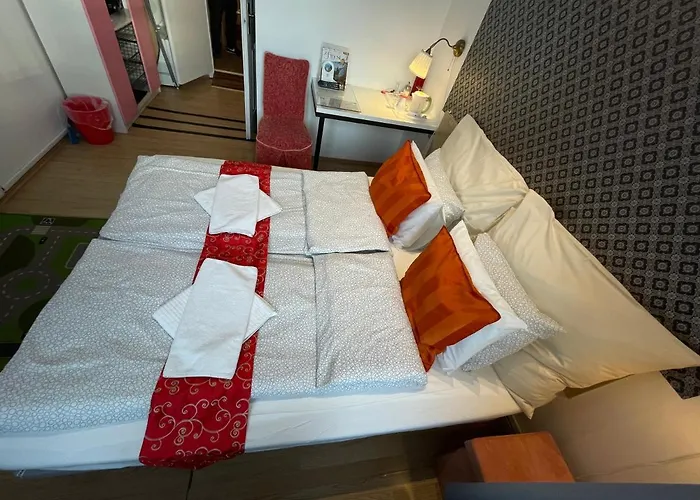 Centerpoint Panzio Digital Pansion Heritage Collection Bed and Breakfast