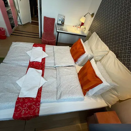 Centerpoint Panzio Digital Pansion Heritage Collection Bed & Breakfast